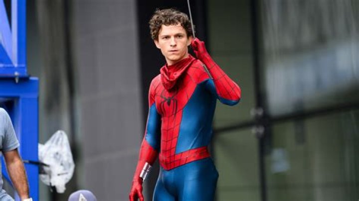Tom Holland It's a 'stupid assumption' that women can't be taller than