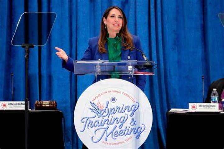 Trump gives RNC Chair Ronna McDaniel another term
