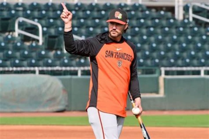 Unpacking Tony Vitello's suspension for Tennessee baseball &mdash; and
