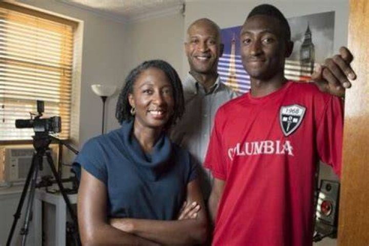 Unveiling The Private Life Of Marques Brownlee: Discoveries About His Wife