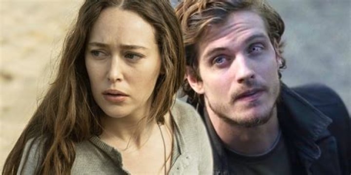 Unveiling The Private Life Of The Fear The Walking Dead Star