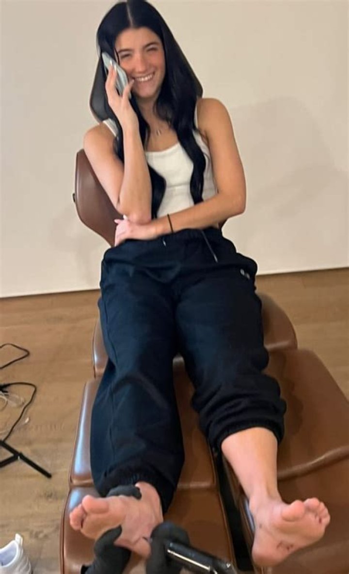 Unveiling The Secrets Of Charli D'Amelio's Enchanting Feet