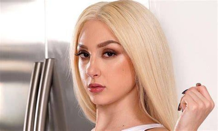 Unveiling The Secrets: Skylar Vox's Boyfriend Revealed