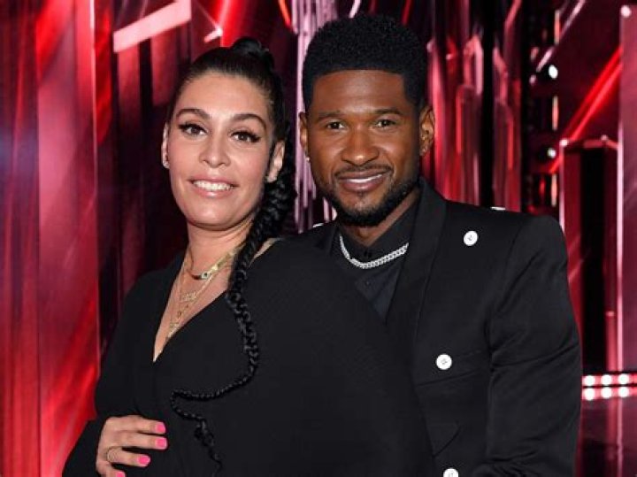 Usher and Girlfriend Jennifer Goicoechea Expecting Second Child, His Fourth
