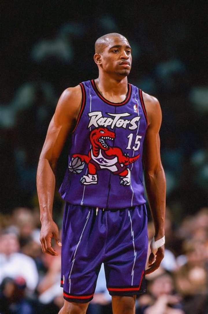 vince carter old raptors Google Search in 2020 Nba pictures