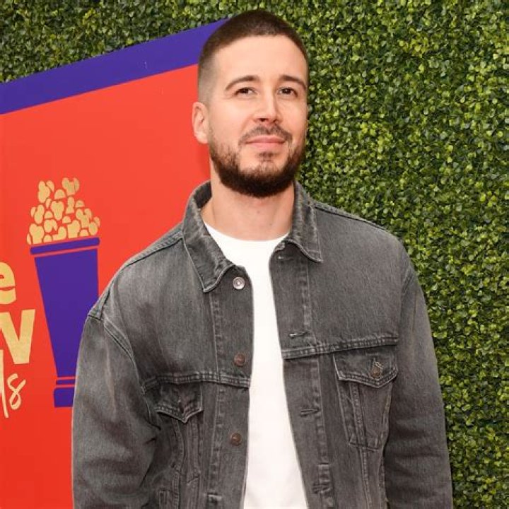 Vinny Guadagnino of &lsquo;Jersey Shore&rsquo; in &lsquo;The Show With Vinny&rsquo; The New