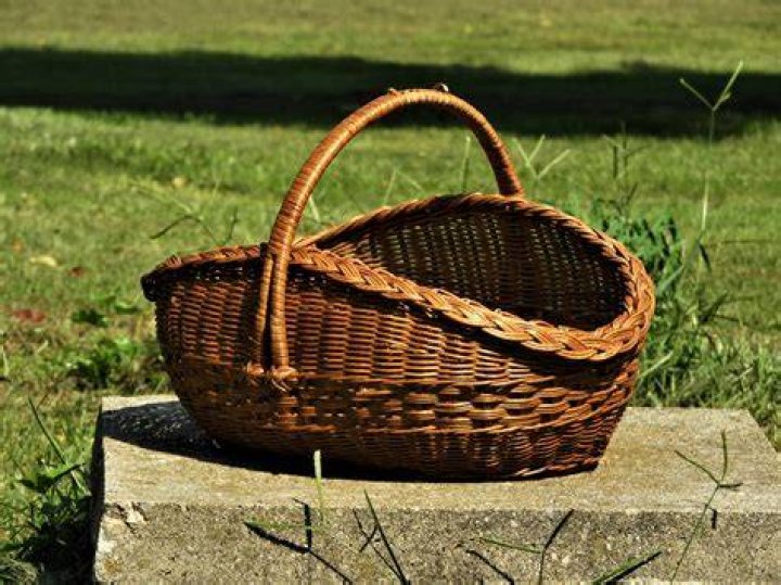 Vintage Wicker Basket, Large Farm Basket, Three Weave Centerpiece