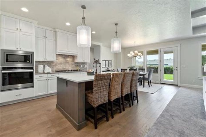 Vista by Tresidio Homes 2019 Parade of Homes