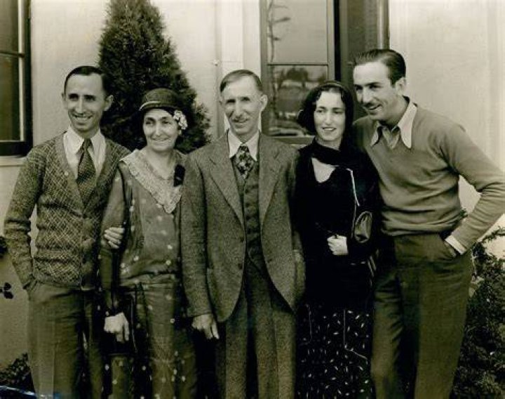 Walt Nauta Family & Parents Mother Pauline Torre & Father Walter