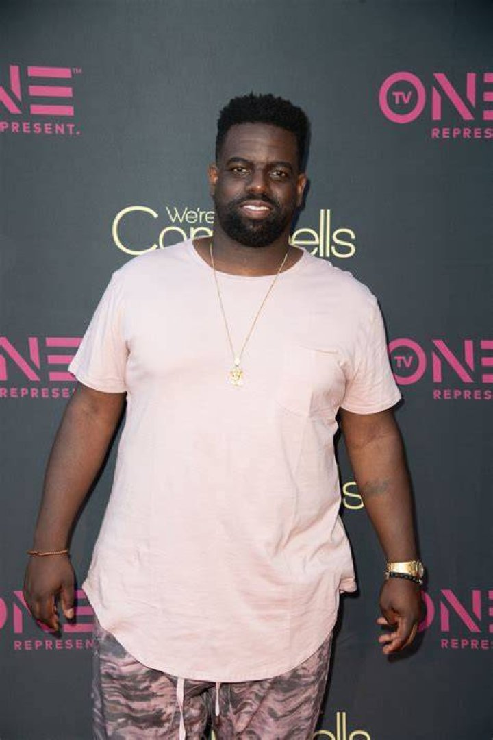 Warryn Campbell Net Worth February 2024, Salary, Age, Siblings, Bio