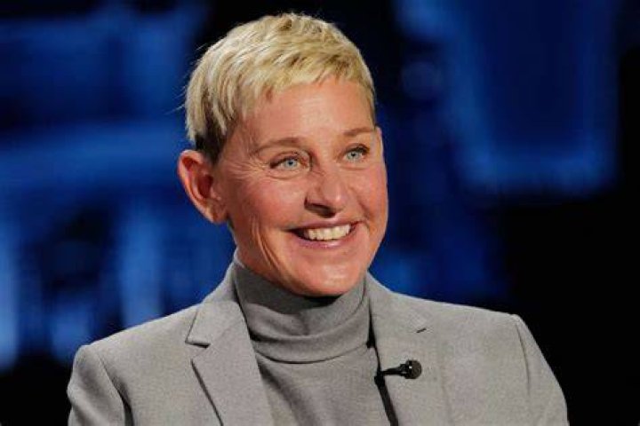 Watch Ellen DeGeneres Sweetly Surprise a 15YearOld Cancer Survivor