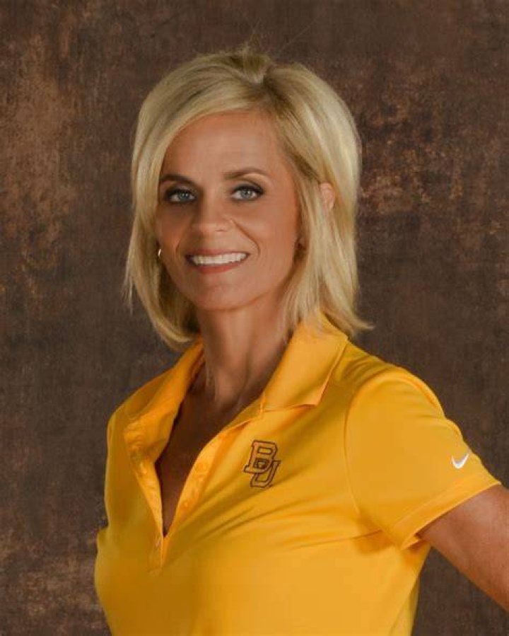 What is Kim Mulkeys net worth? Contract and Salary breakdown of LSU Women's NCAAB head coach