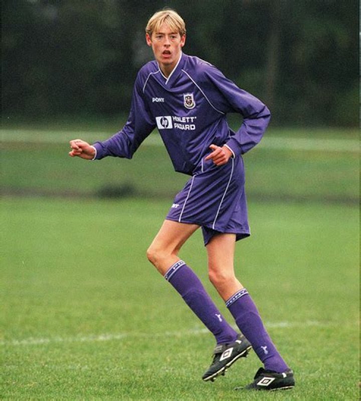 What is Peter Crouch's net worth? Striker returns to our screens on