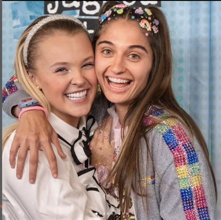 Who Are Avery Cyrus' Parents?