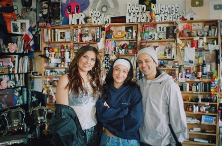 Who are Nelly Furtado Parents? Family & Biography Details