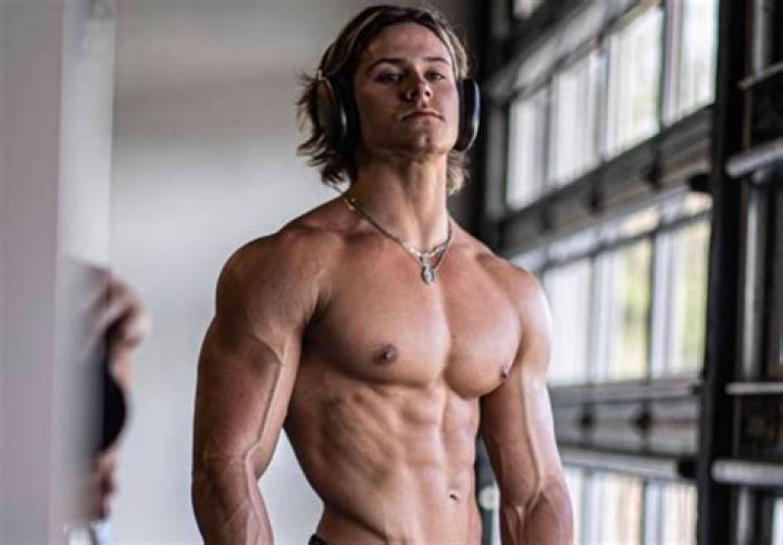 Who is Alex Eubank? Age, exgirlfriend, family, height, net worth