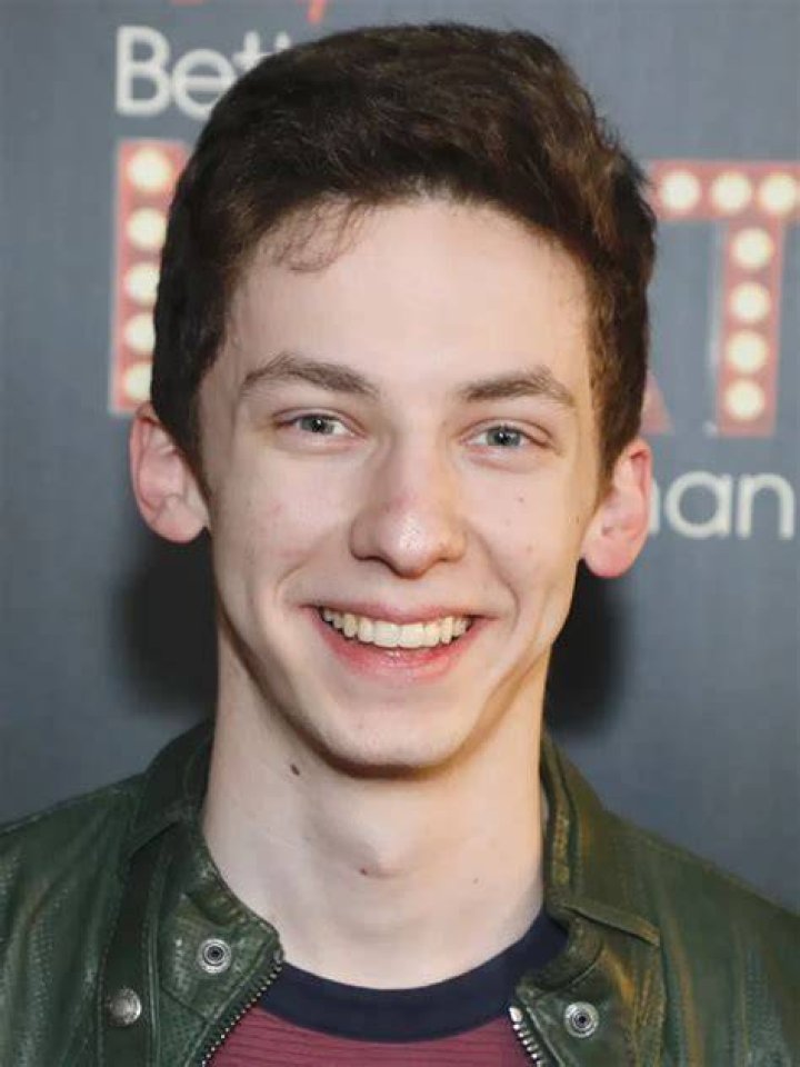 Who is Andrew Barth Feldman Dating Now ·