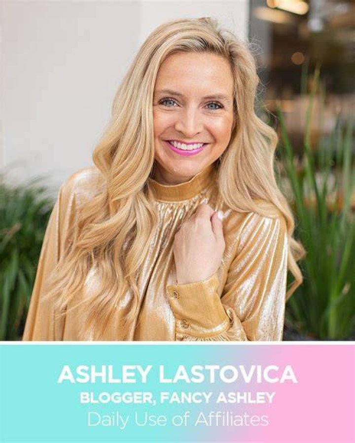 Who is Ashley Lastovica Dating Now |