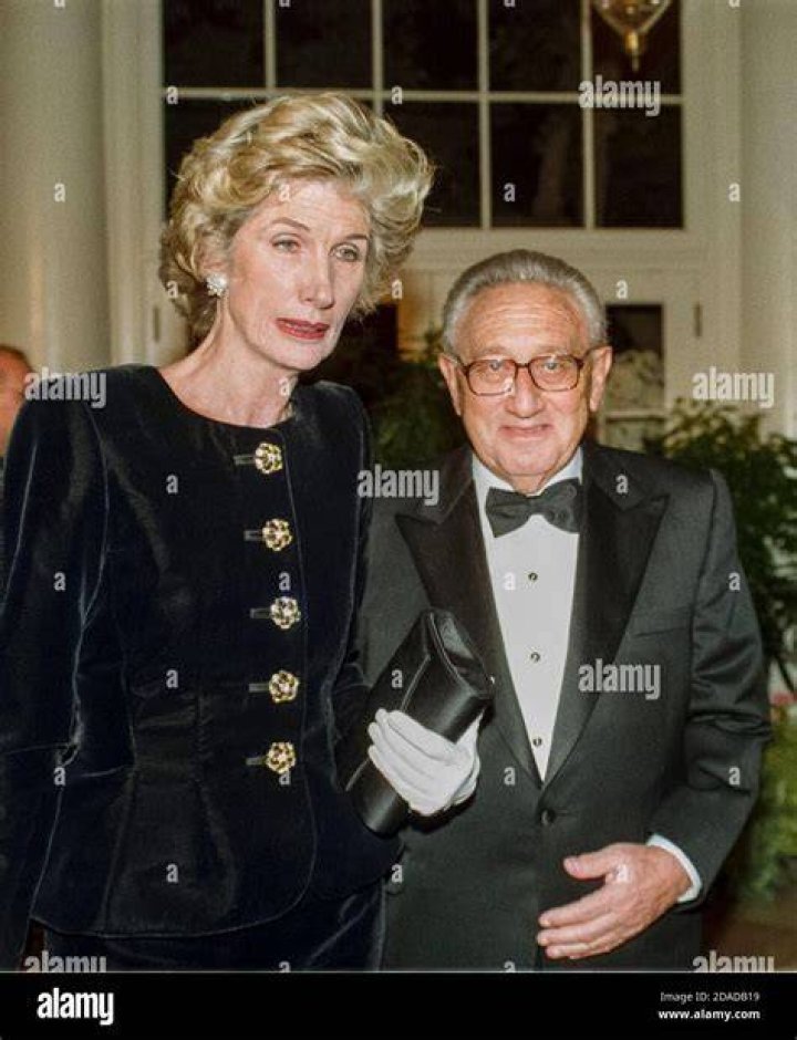 Who is Henry Kissinger Wife? Bio, Net Worth,Height