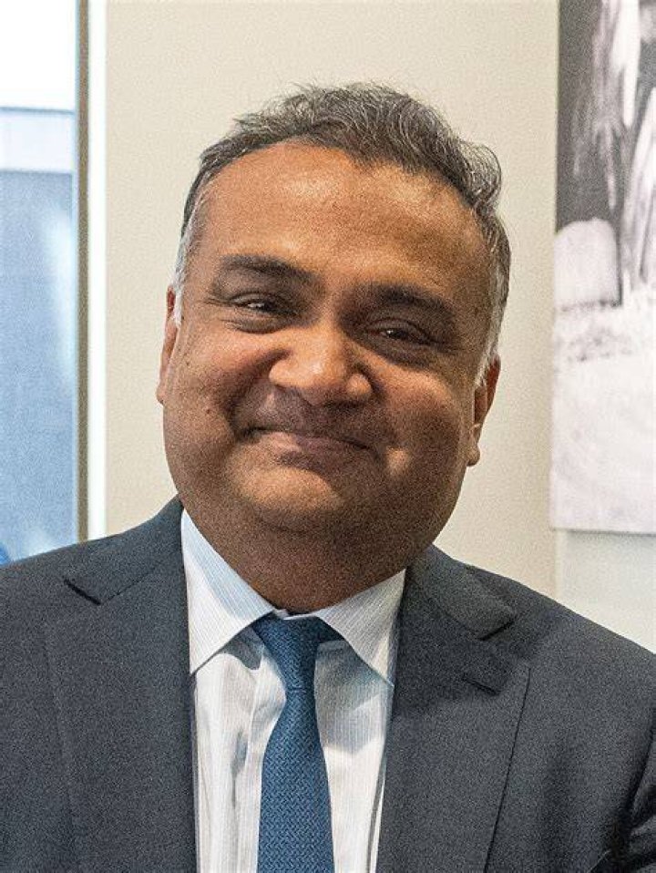 Who is Neal Mohan? Wiki, Biography, Age, Net worth, Wife, Family