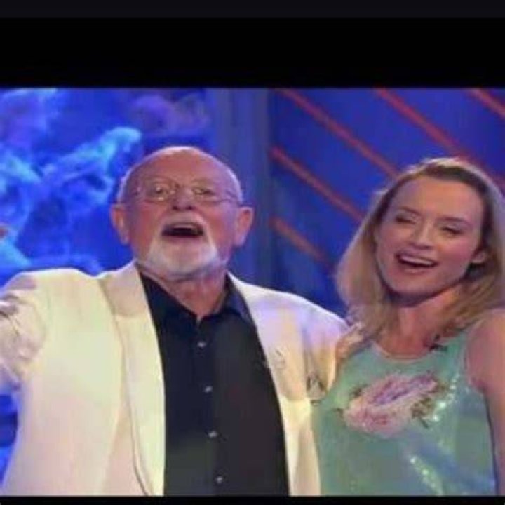 Who was Roger Whittaker married to? All about his wife and children as