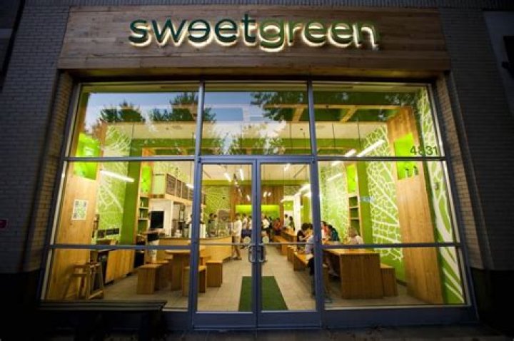 Why Sweetgreen removed two of the country&rsquo;s most popular foods from its