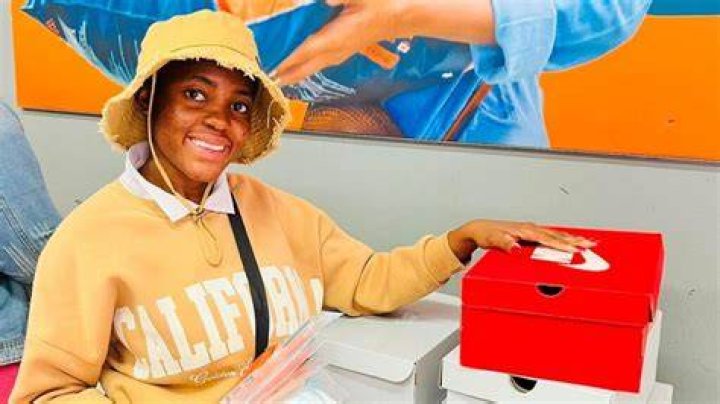 Woman makes &pound;80,000 a month on OnlyFans thanks to her height and fridge