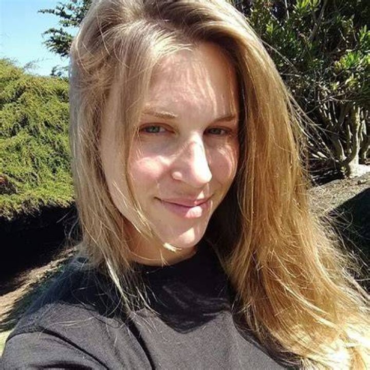 Xev Bellringer Outdoor 3 Model, Artists and models, Actresses