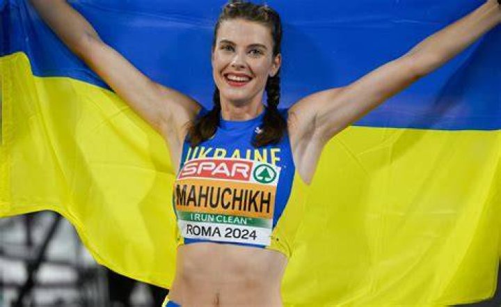 Yaroslava Mahuchikh clears a worldleading height of 2.03m in high jump