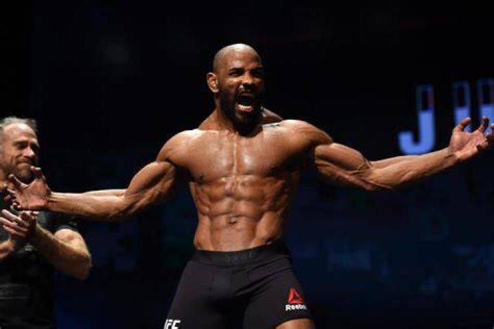 Yoel Romero signs with Bellator, will make promotional debut at Light