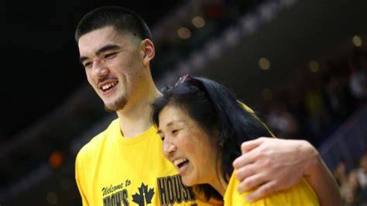 Zach Edey Parents Height How Tall Is Mom Julia Edey?